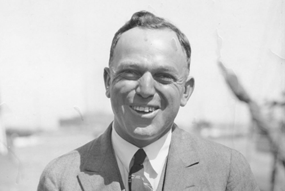 Jay Smith becomes president of Chris-Craft in 1927